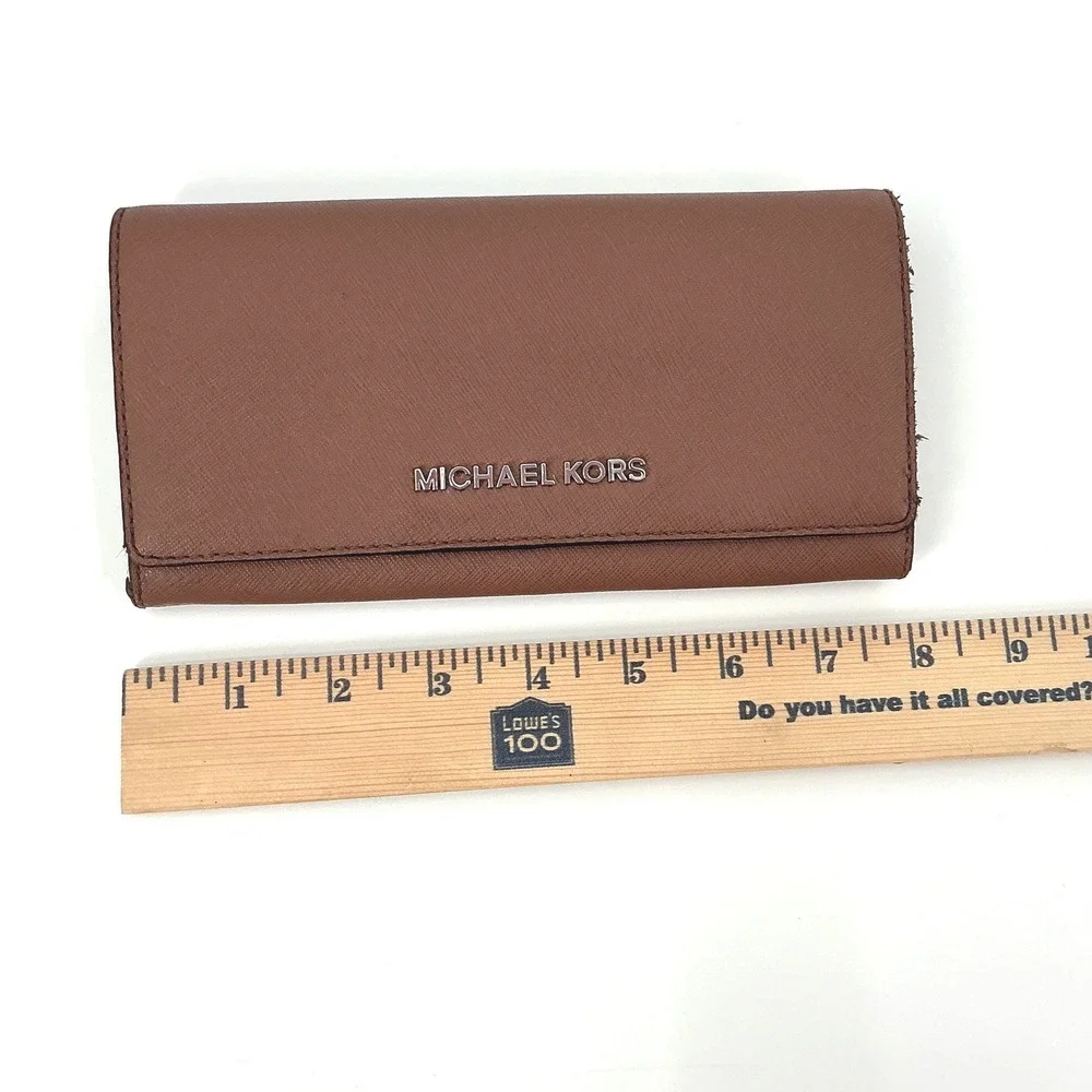 Michael Kors Saffiano Leather Flap Wallet Brown‎ Minimalist Classic Neutral